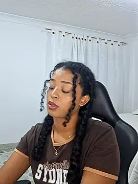 Snapshot of avellanatammy chatting on 04-27-26, 11:47 avellanatammy online show from 04-27-26, 11:47