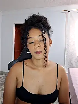 avellanatammy online show from 06-24-26, 07:11