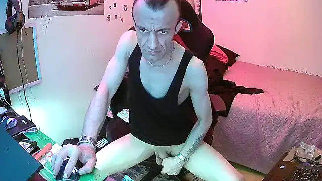 Aktorihann online show from 06-09-26, 01:50