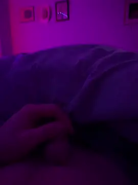 Snapshot of justinj27 chatting on 03-01-25, 03:32 justinj27 online show from 03-01-25, 03:32