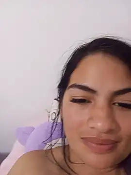 Snapshot of SamanthaBeke chatting on 07-18-26, 05:49 SamanthaBeke online show from 07-18-26, 05:49