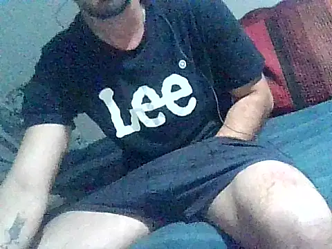 giorgakaci69 online show from 10-08-25, 10:21