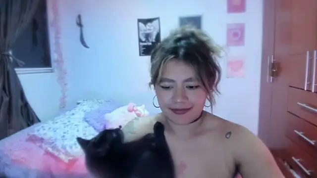 StephaniFox online show from 04-11-26, 12:18