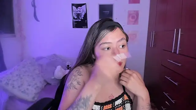 StephaniFox online show from 03-25-26, 01:50