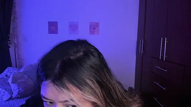 StephaniFox online show from 11-02-25, 02:27