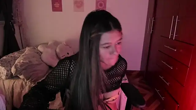 StephaniFox online show from 11-10-25, 12:15