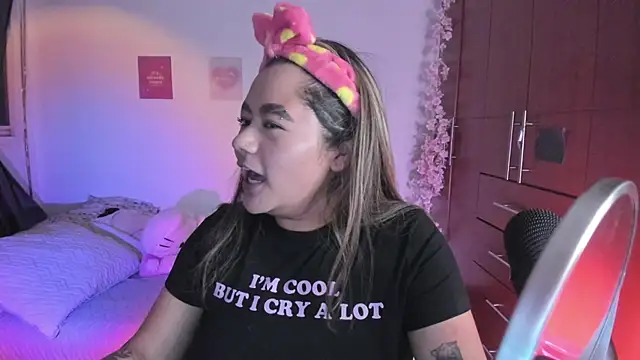 StephaniFox online show from 09-21-25, 01:22