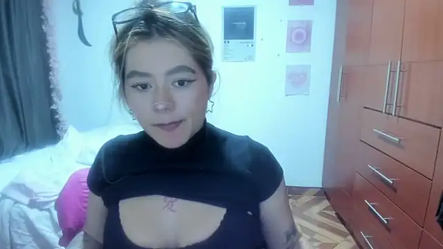 StephaniFox online show from 03-06-26, 02:50