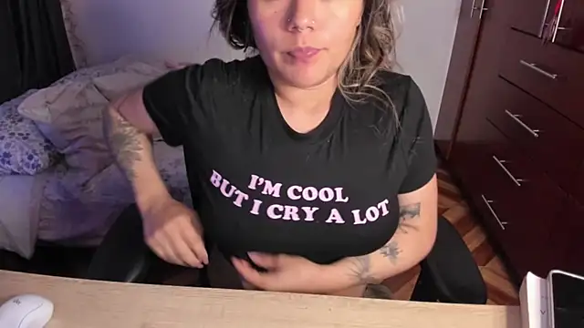 StephaniFox online show from 11-07-25, 01:54