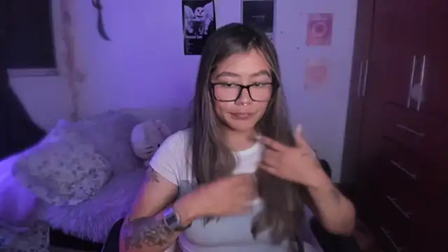 StephaniFox online show from 03-19-26, 02:33