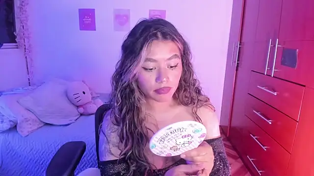 StephaniFox online show from 10-28-25, 01:28