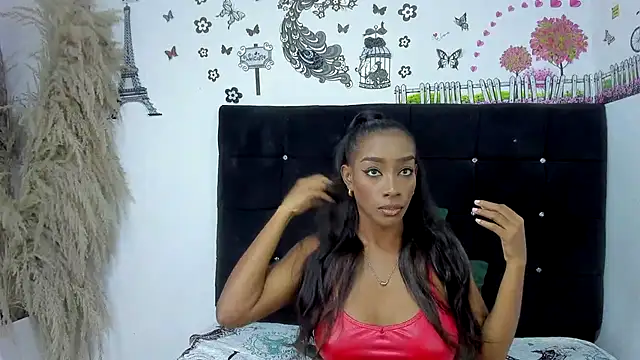 Snapshot of LariissaWilson chatting on 10-11-25, 05:30 LariissaWilson online show from 10-11-25, 05:30