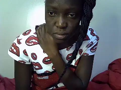 Snapshot of heather_savage chatting on 07-09-26, 11:31 heather savage online show from 07-09-26, 11:31