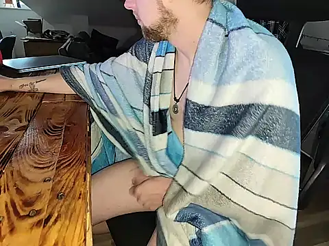 twinkish 90 online show from 12-04-25, 07:51