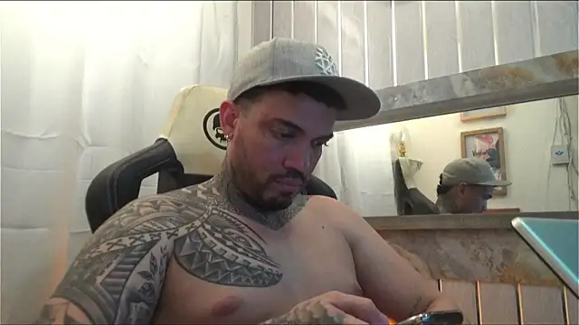 Angel sex latin online show from 10-18-25, 03:52