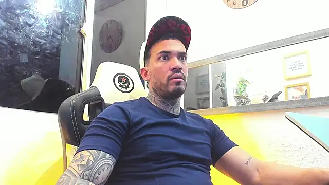 Angel sex latin online show from 02-04-25, 08:24
