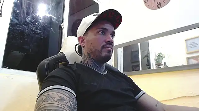 Angel sex latin online show from 02-20-25, 03:56