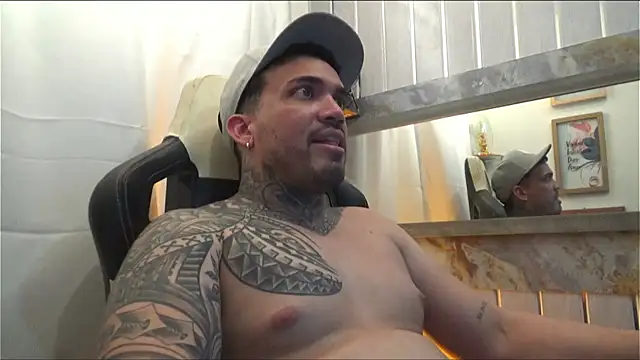 Angel sex latin online show from 09-24-25, 06:42
