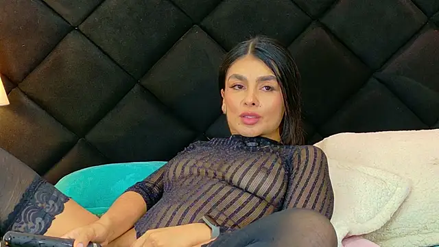 Holly Brensonexx  online show from 12-18-25, 03:00