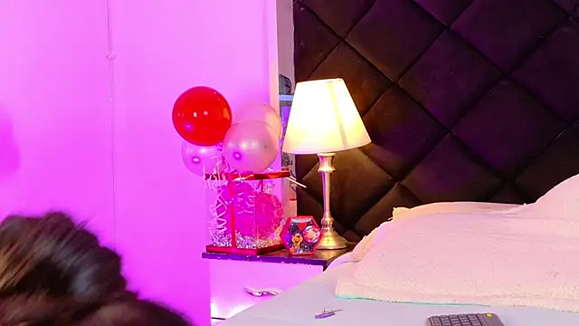 Holly Brensonexx  online show from 02-14-26, 03:23