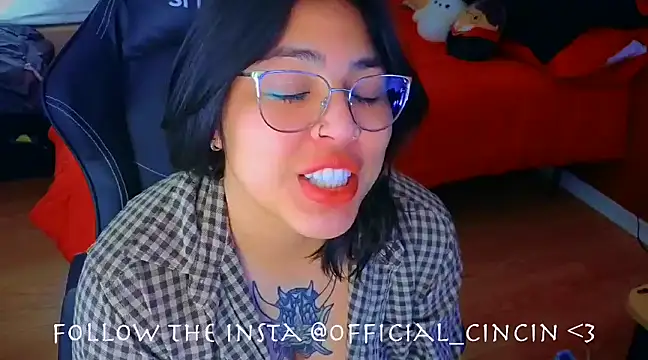 Snapshot of miacanela_xo chatting on 02-27-25, 06:35 miacanela xo online show from 02-27-25, 06:35