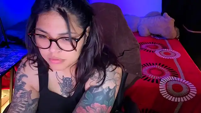 miacanela xo online show from 06-20-26, 03:00