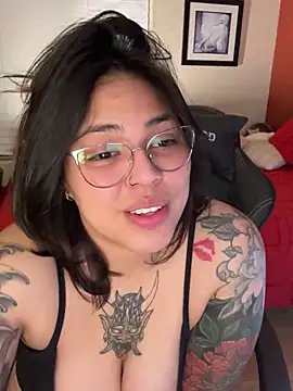 Snapshot of miacanela_xo chatting on 03-03-25, 03:16 miacanela xo online show from 03-03-25, 03:16