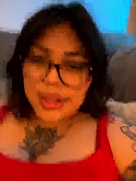 Snapshot of miacanela_xo chatting on 04-28-26, 02:27 miacanela xo online show from 04-28-26, 02:27