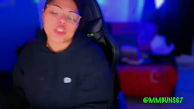 miacanela xo online show from 10-25-25, 01:49