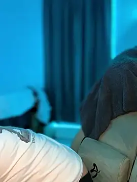 miacanela xo online show from 01-11-26, 01:56