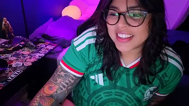 miacanela xo online show from 06-30-26, 11:49