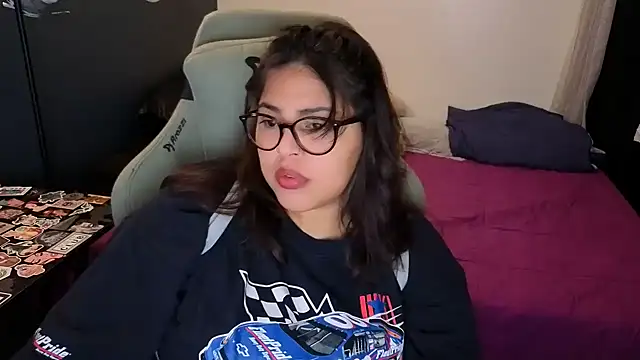 Snapshot of miacanela_xo chatting on 06-07-26, 12:38 miacanela xo online show from 06-07-26, 12:38