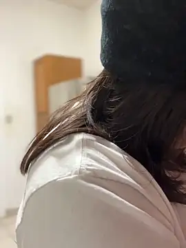 miacanela xo online show from 11-27-25, 04:02