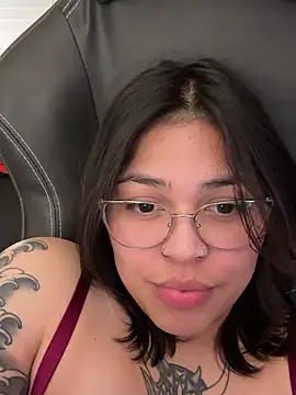 Snapshot of miacanela_xo chatting on 02-26-25, 07:12 miacanela xo online show from 02-26-25, 07:12