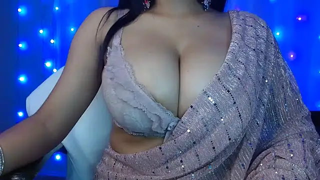 Snapshot of Naughty_nikkii chatting on 03-22-25, 07:15 Naughty nikkii online show from 03-22-25, 07:15