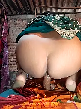 HotSexyBoudi online show from 12-16-25, 08:51