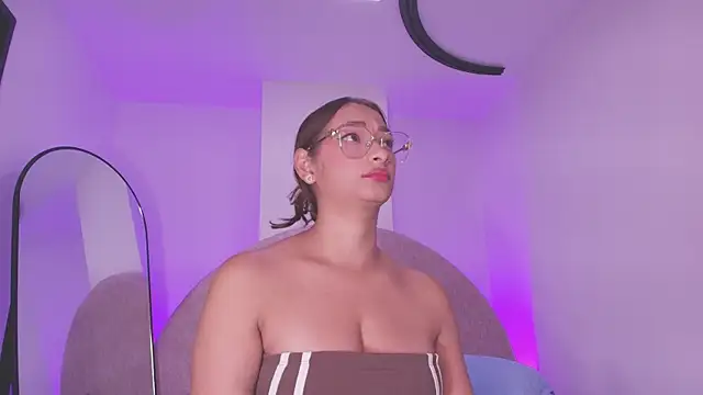 vale ross  online show from 04-15-26, 03:12