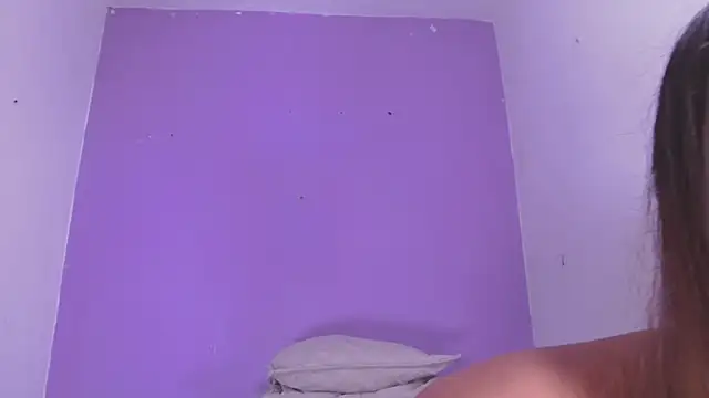 vale ross  online show from 11-28-25, 03:07