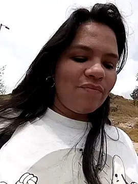 Julieta-tits online show from 02-02-25, 04:32