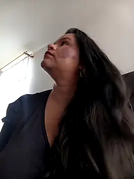 Julieta-tits online show from 07-16-26, 03:53