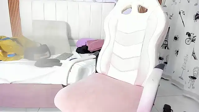 lilith horny online show from 07-10-26, 10:15