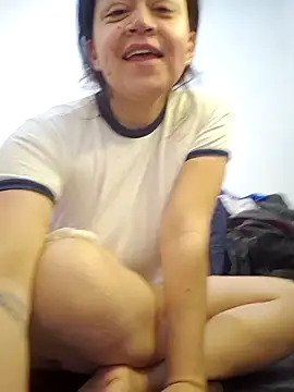 Snapshot of lombarlana-89 chatting on 05-18-26, 01:38 lombarlana-89 online show from 05-18-26, 01:38