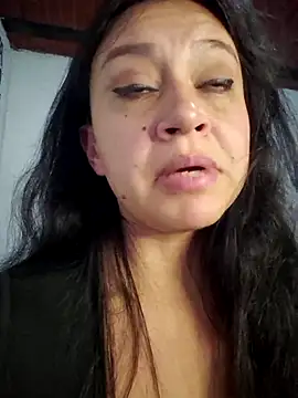 Snapshot of lombarlana-89 chatting on 09-27-25, 01:12 lombarlana-89 online show from 09-27-25, 01:12