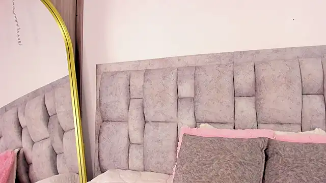 aaryy  online show from 01-09-26, 05:09