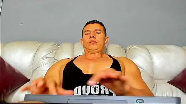 derekk frostt online show from 11-24-25, 03:01