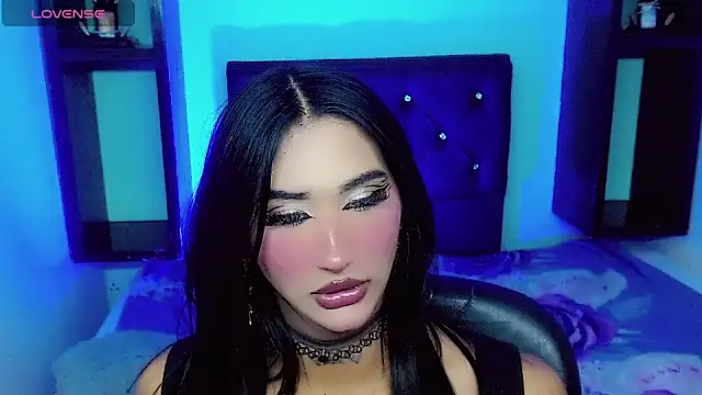 Snapshot of kinverly_sexyx chatting on 05-19-26, 02:18 kinverly sexyx online show from 05-19-26, 02:18
