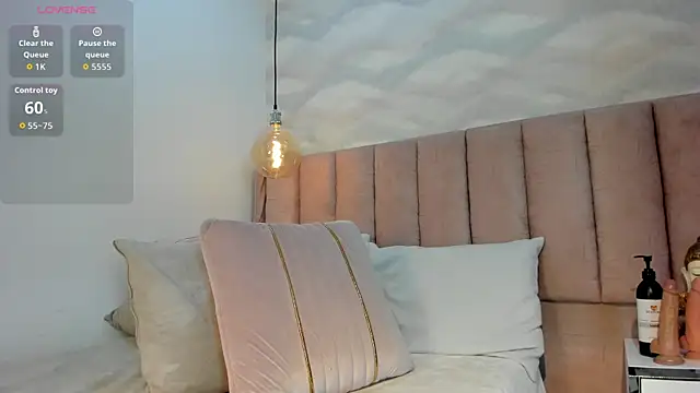 1m megan online show from 10-25-25, 03:06