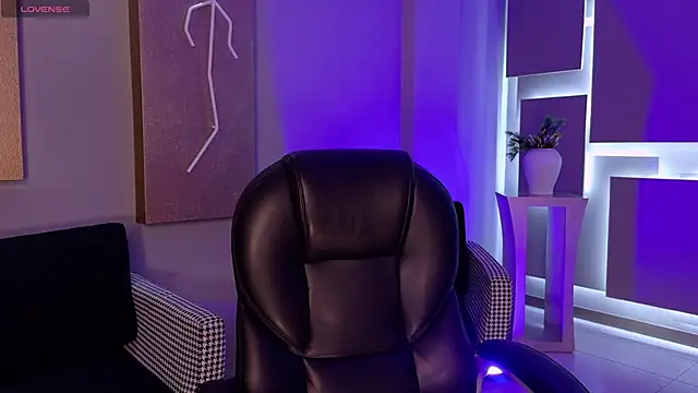 ViolettCastel online show from 12-21-25, 11:34