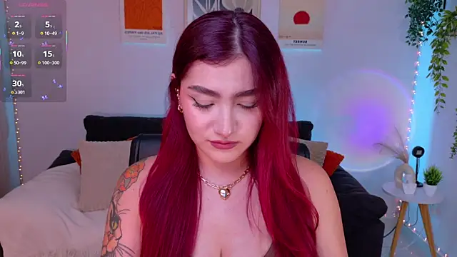 ViolettCastel online show from 07-05-26, 12:37