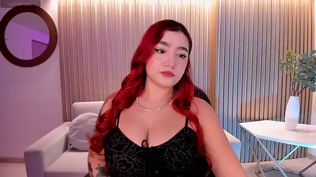 Snapshot of ViolettCastel chatting on 09-08-25, 06:40 ViolettCastel online show from 09-08-25, 06:40